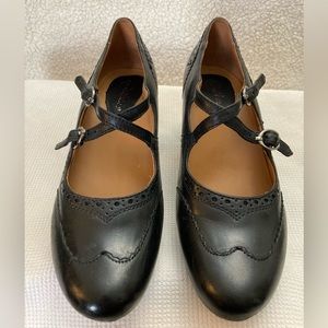 Essex Brogue-style Cross-strap Soft Calf Pumps